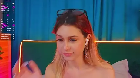 AlinaWalters webcam model stream image