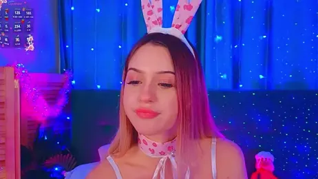 AlinaWalters webcam model stream image