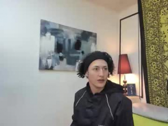 aria_and_orien webcam model stream image