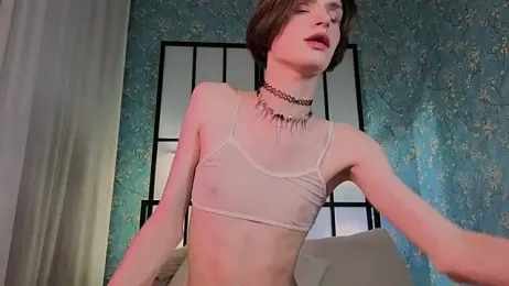 madi_snow webcam model stream image