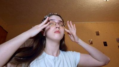 RoxanaKneisler webcam model stream image