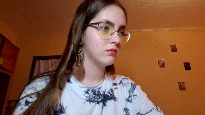 RoxanaKneisler webcam model stream image