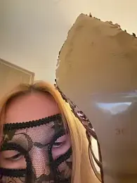 Selunababe webcam stripchat model stream image
