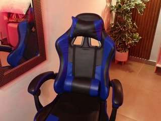 kenya-buhle webcam model stream image