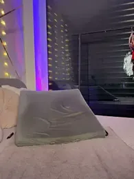 JayJayPink webcam model stream image