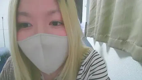 Remi_official webcam stripchat model stream image