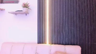 MaxTurner_ webcam model stream image