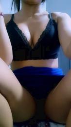 Moon6744 webcam model stream image