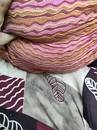 moms_bulls webcam model stream image