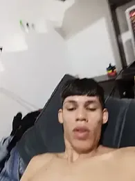 mazo18 webcam stripchat model stream image