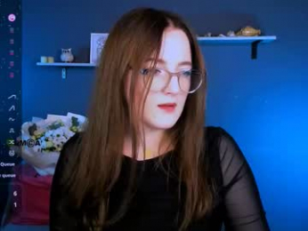 luna_berryy webcam model stream image