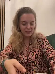 LexyGold webcam model stream image