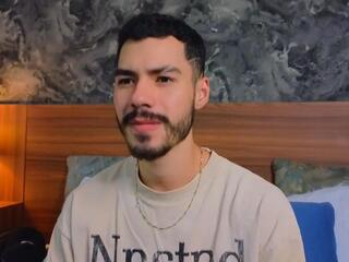 Cameron Pierce webcam model stream image