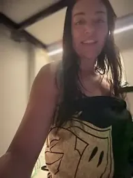 LilliThelo webcam model stream image