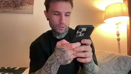 Larsskeet webcam model stream image