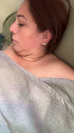 Lou1k webcam model stream image