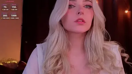 ShyniAlice webcam model stream image