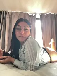 lucia2919 webcam stripchat model stream image