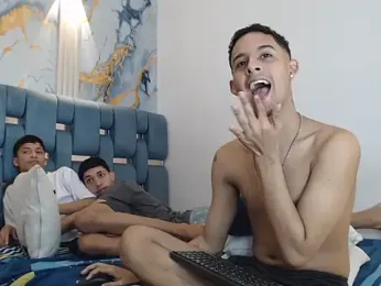 GOLD_BOYS webcam model stream image