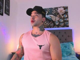 Matthew Colee webcam model stream image