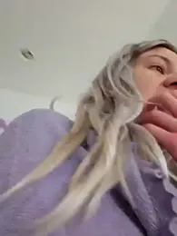 VioletMoonGoddess webcam model stream image