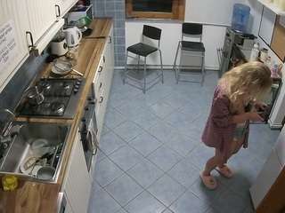 voyeurcam-julmodels-kitchen-2 webcam model stream image