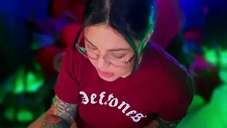 miacanela_xo webcam stripchat model stream image