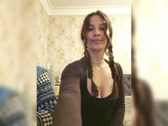 Love_Crew webcam model stream image