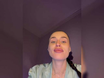 Enchantix webcam model stream image