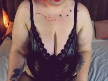 BettyDark webcam model stream image