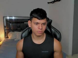 Stefan Lennox webcam model stream image