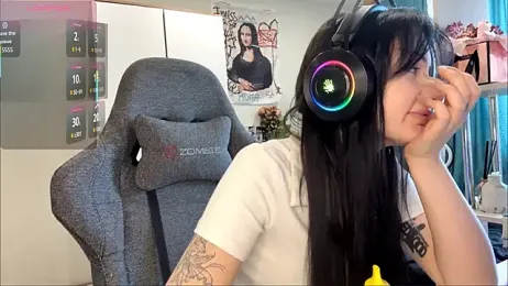 Mavis_Dream webcam model stream image