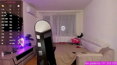 GabrielaLove_ webcam model stream image