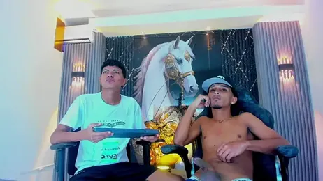 Yilmer_hot webcam stripchat model stream image