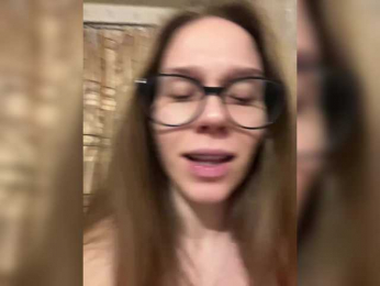 Milana22a webcam model stream image