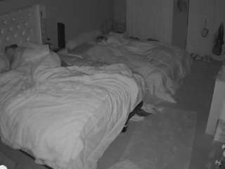voyeurcam-house-charleys-room webcam model stream image