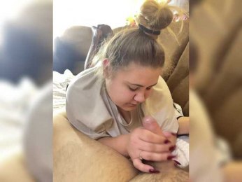 7KLYBNIKA7 webcam model stream image