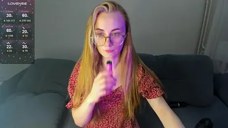 MewStella webcam model stream image