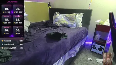 Blondiewithanass webcam stripchat model stream image