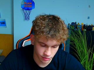 Knox Savage webcam model stream image