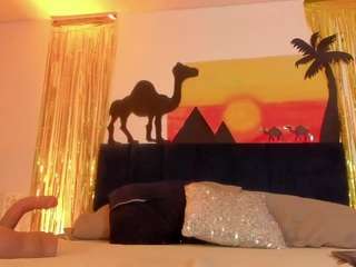 aliceholmes webcam model stream image