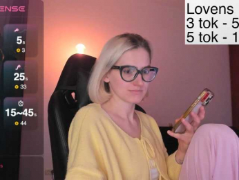Sexy-Sweets webcam model stream image