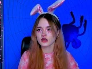 liana-kisses webcam model stream image