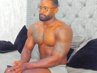 Jheron Steel webcam flirt4free model stream image