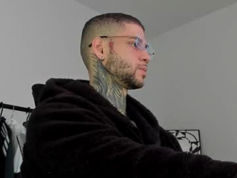 _jamesleandros webcam model stream image