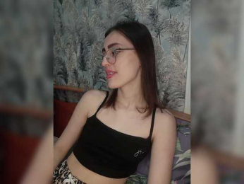 kiska-kira webcam model stream image