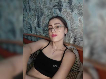 kiska-kira webcam model stream image