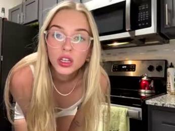 luv_birds webcam chaturbate model stream image