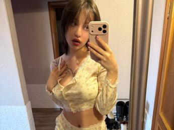 AlexaSparkle webcam livejasmin model stream image