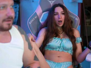 SnakeandTina webcam model stream image